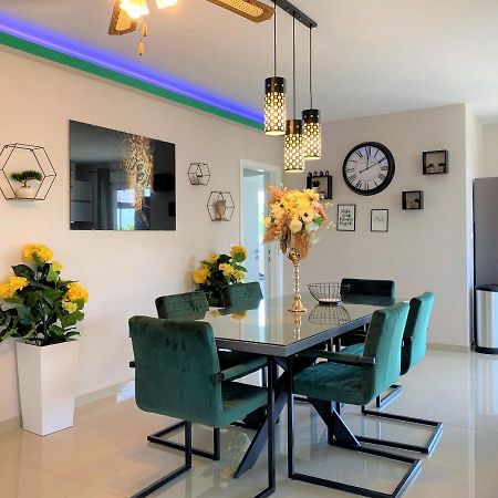 Lux Apartment Sea Shell With Jacuzzi Makarska Exterior foto