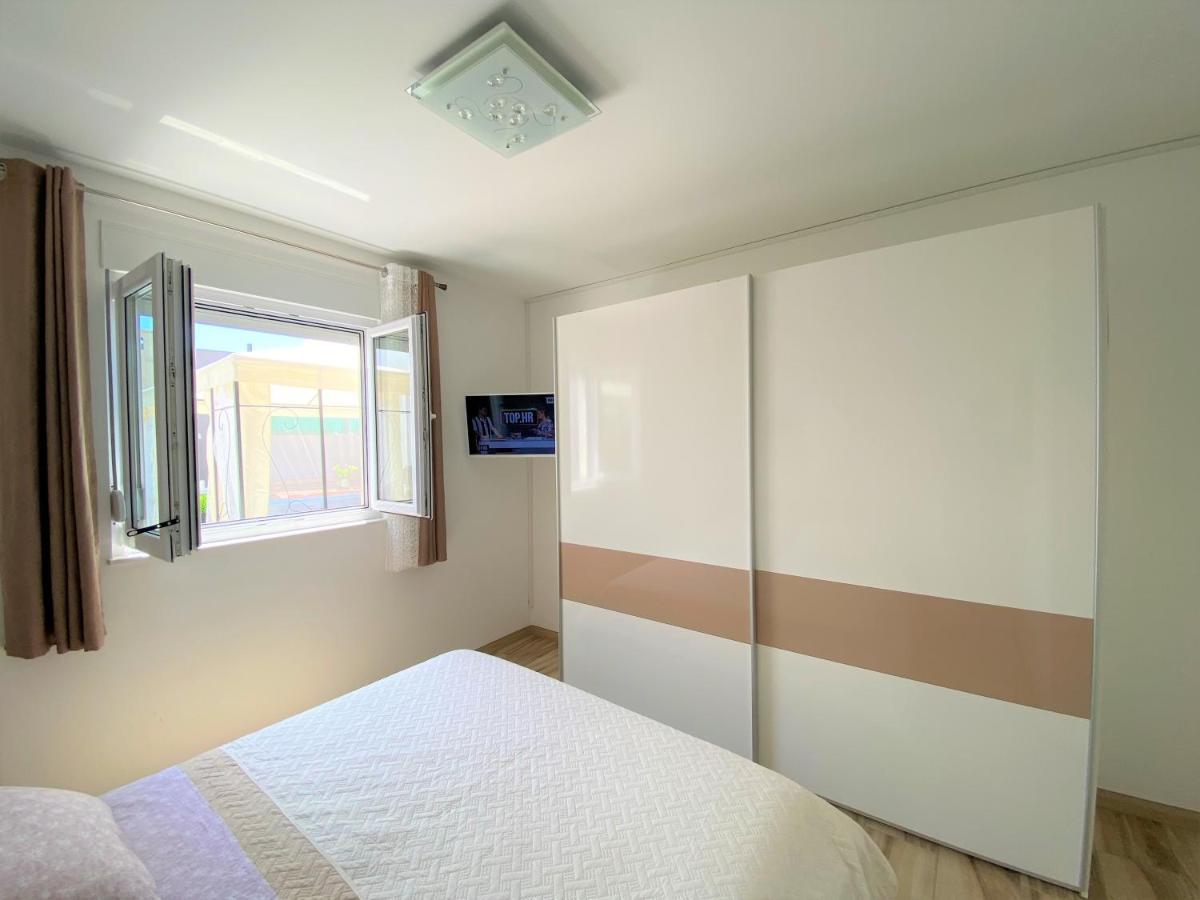 Lux Apartment Sea Shell With Jacuzzi Makarska Exterior foto